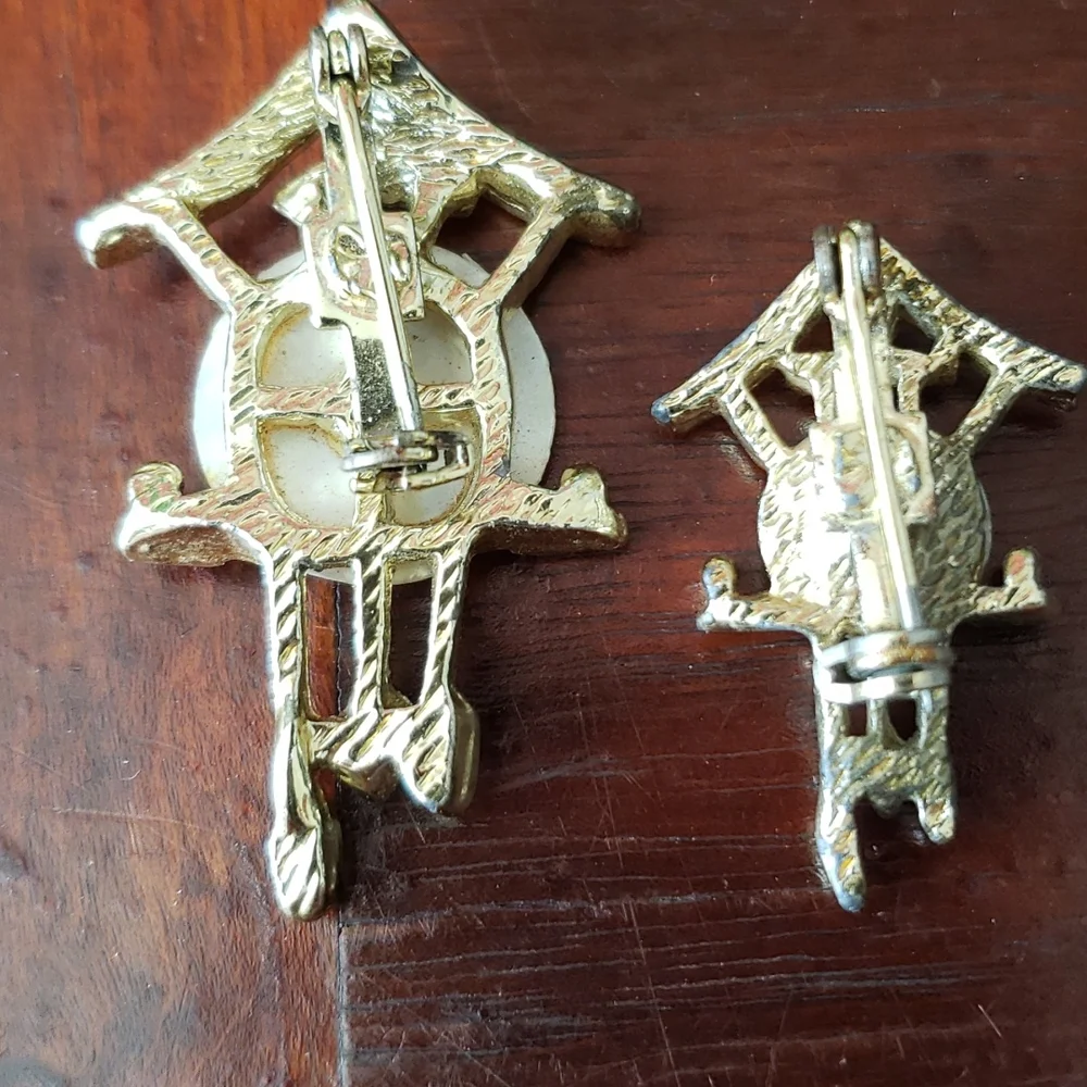 Cuckoo Clock Mother of Pearl Brooches Set Of Two